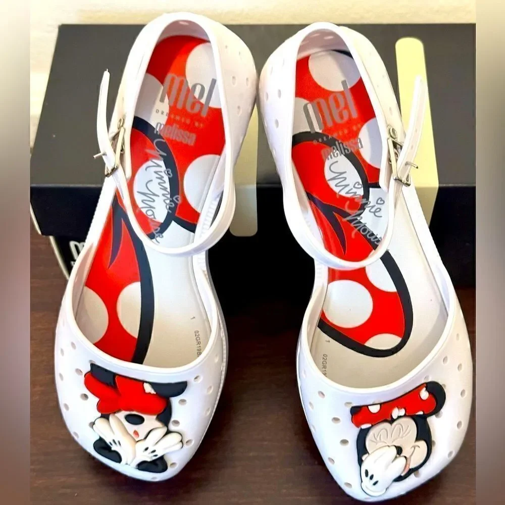 Mini Melissa Girls furadinha  cushioned super comfortable sandal Sz 2 and 3 new